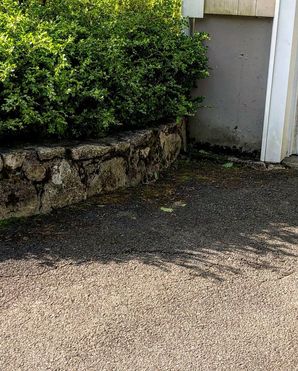 Before & After Pressure Washing in Ridgefield, CT (5)