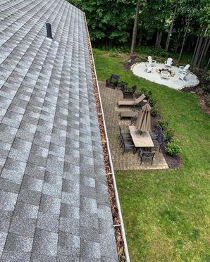 Before & After Gutter Cleaning in Brookfield, CT (1)