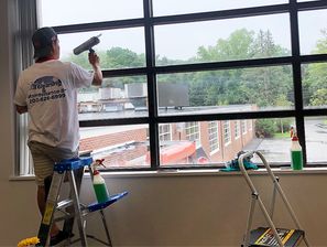 Commercial Window Cleaning in Wilton, Ct (4)