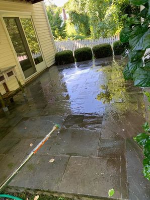 Before & After Pressure Washing in Greenwich, CT (5)