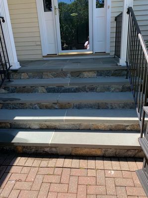 Before & After Pressure Washing in Greenwich, CT (2)